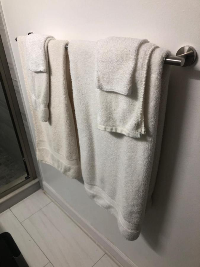 Private Room With Private Full Bathroom Chicago Exterior foto